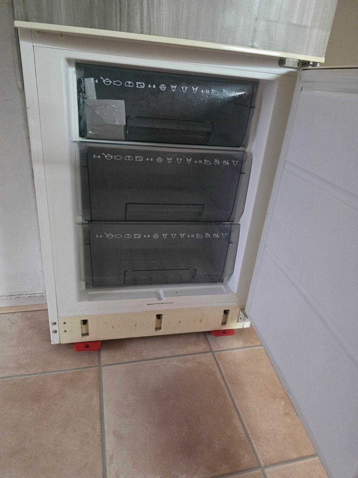 AEG Santo Koelkast met Aparte Vriezer - Gebruikt, Witgoed en Apparatuur, Koelkasten en IJskasten, Gebruikt, 200 liter of meer