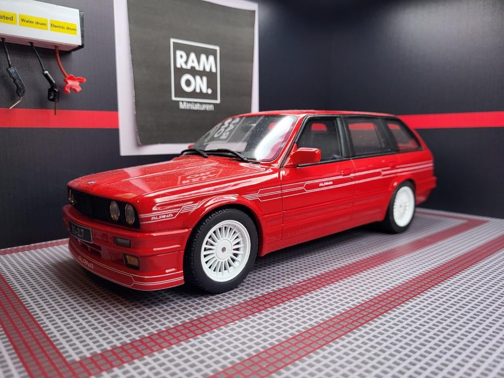 1/18 BMW E30 Alpina B3 2.7, Ophalen of Verzenden, Zo goed als nieuw, Auto, OttOMobile