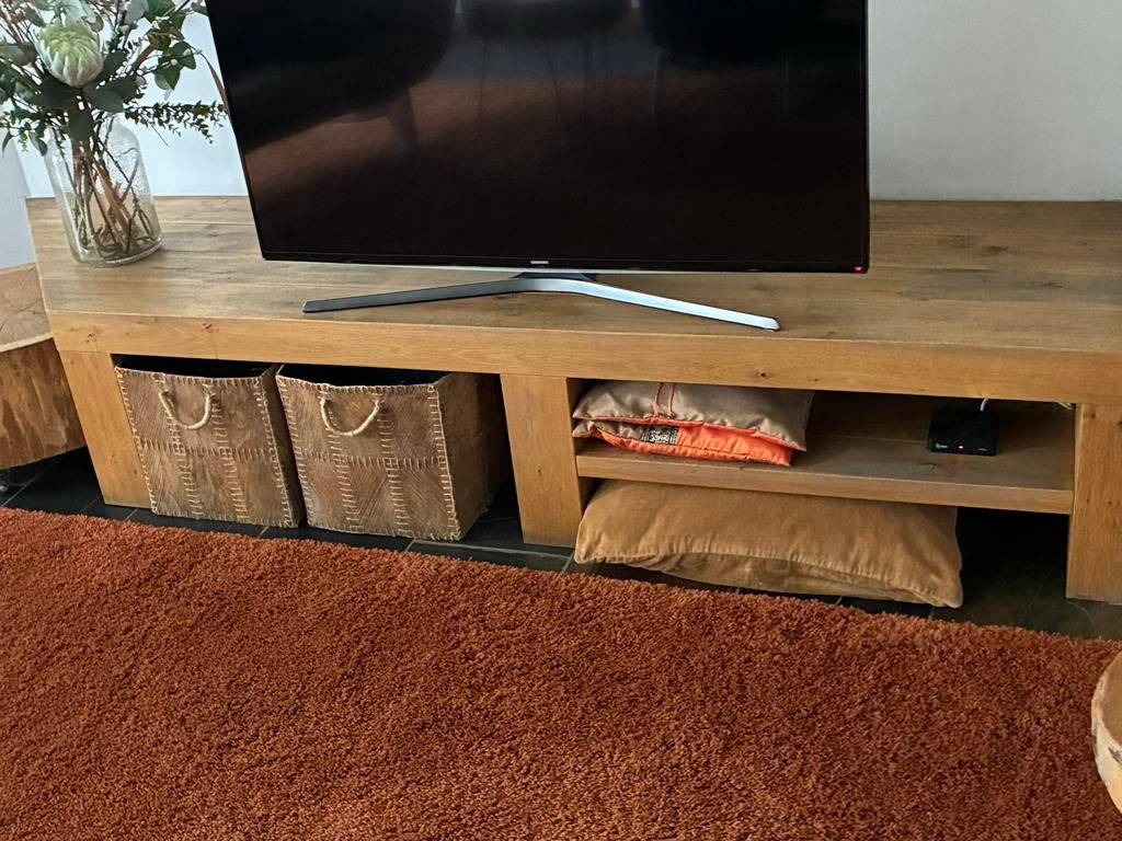 Tv kast gemaakt door meubelmaker, Gebruikt, 150 tot 200 cm, Ophalen of Verzenden, Minder dan 100 cm