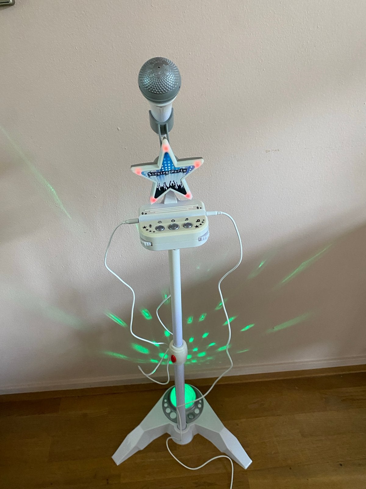 Karaoke Microfoon met Standaard en Lichteffecten, Ophalen of Verzenden, Gebruikt, Microfoon(s)