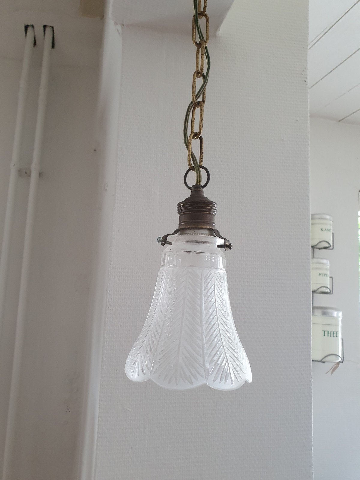 Antiek hanglampje met glazen kap, Antiek en Kunst, Ophalen of Verzenden
