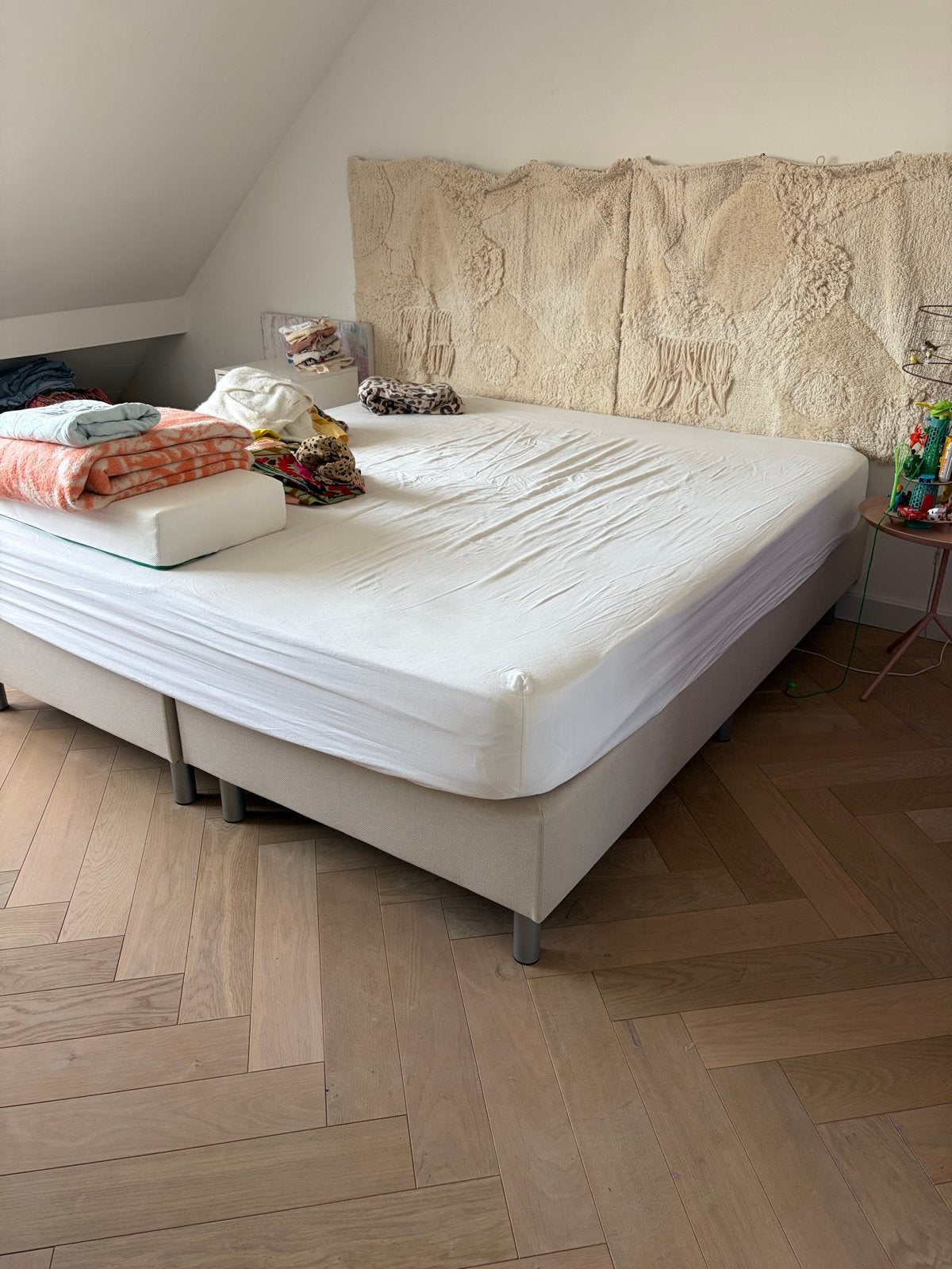 Zo goed als nieuwe beige boxspring 180x200 cm, Ophalen, Beige, Tweepersoons, Zo goed als nieuw