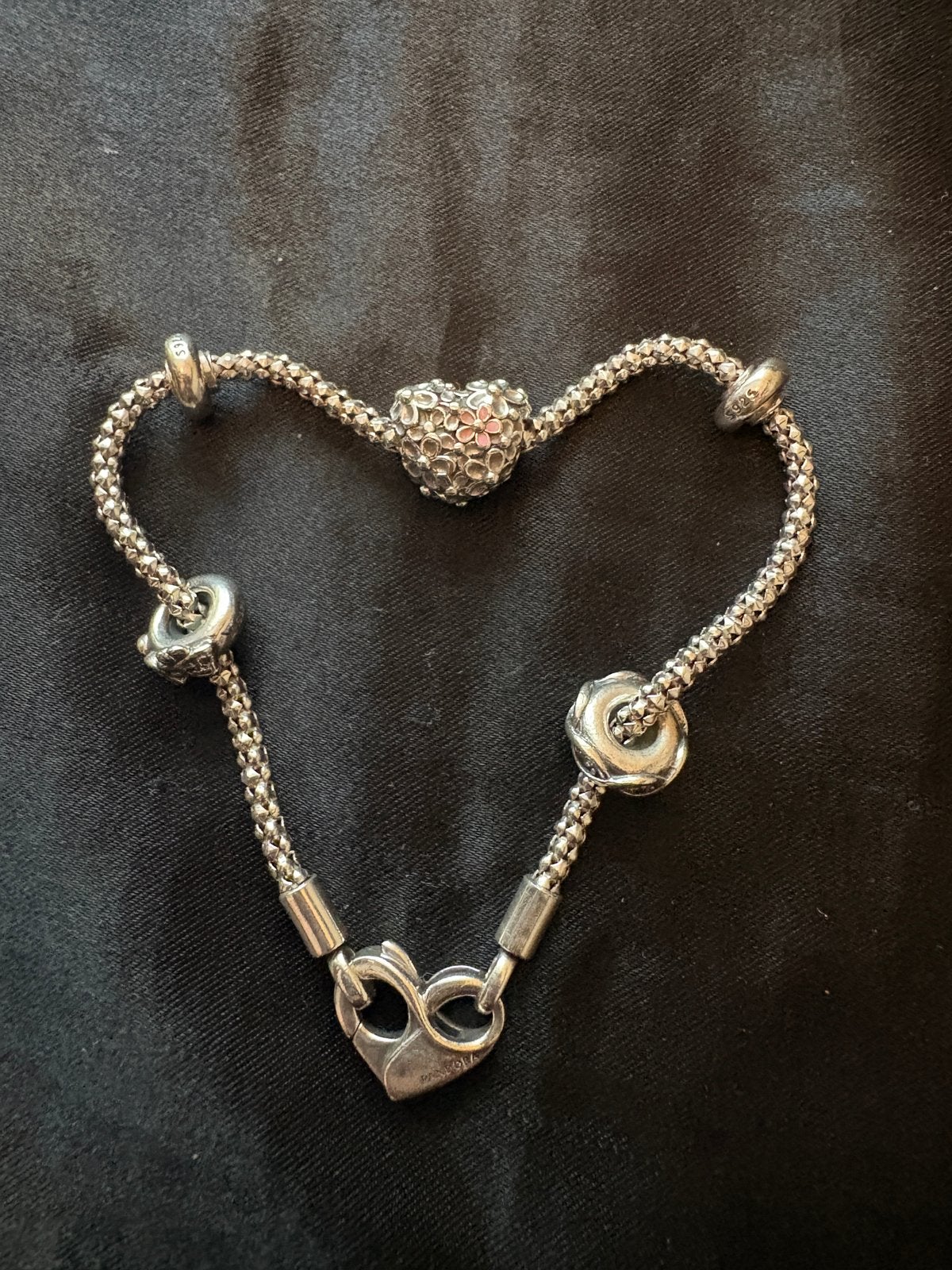 Pandora zilveren armband met bedels, Ophalen, Gebruikt, Zilver, Met bedels of kralen
