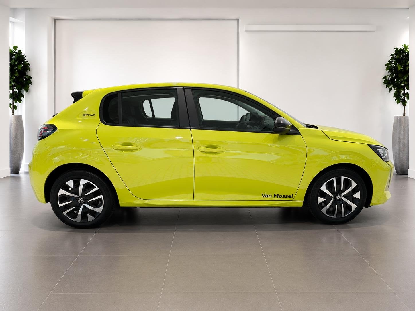 Peugeot 208 1.2 PureTech 100 Style | Navigatie | Apple Carpl, Auto's, Voorwielaandrijving, 12 maanden, Euro 6, Parkeersensor