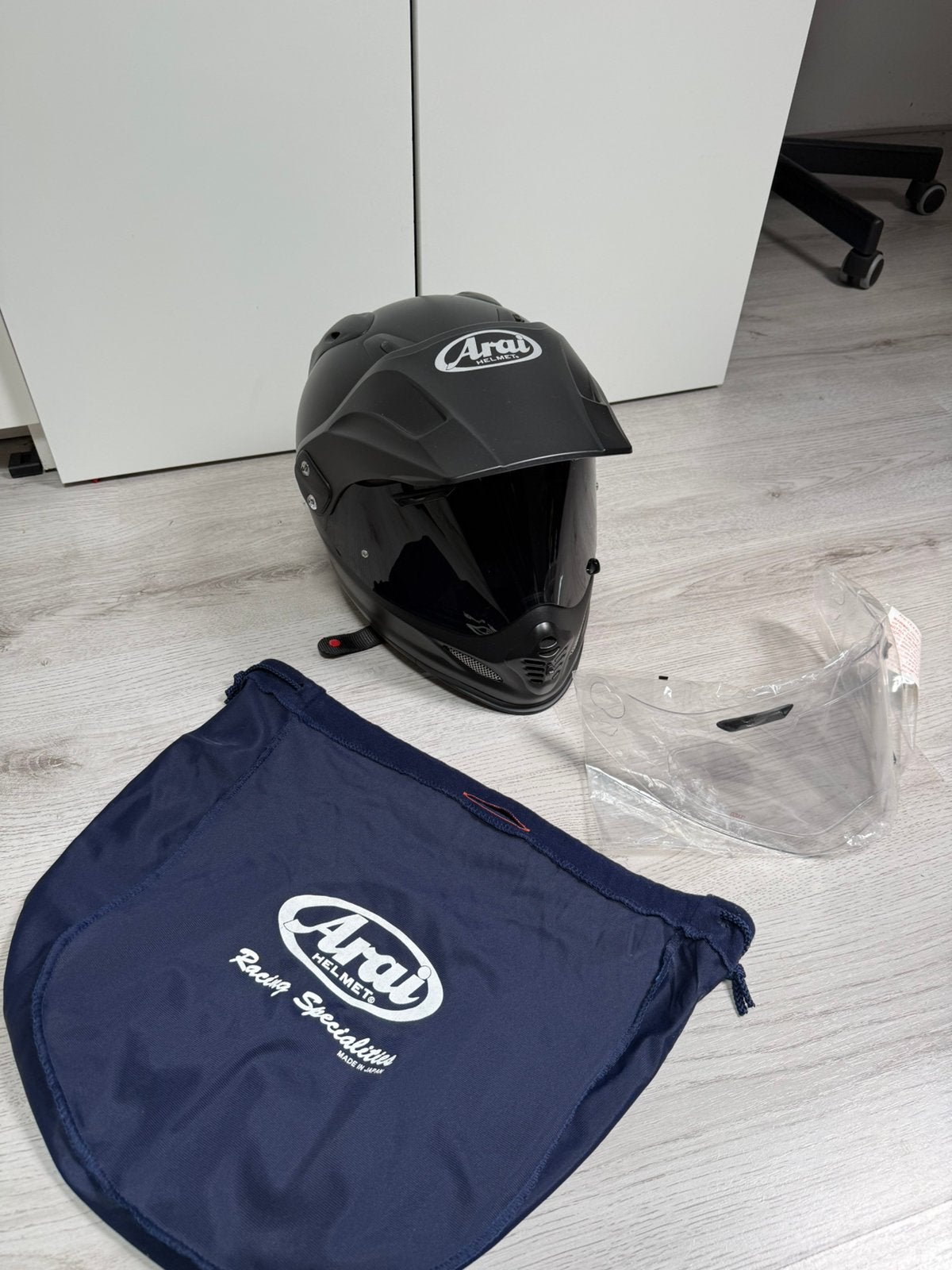 Arai Tour X-4 Adventure motor helm | Maat M, Motoren, Ophalen of Verzenden, Tweedehands, Integraalhelm, Arai