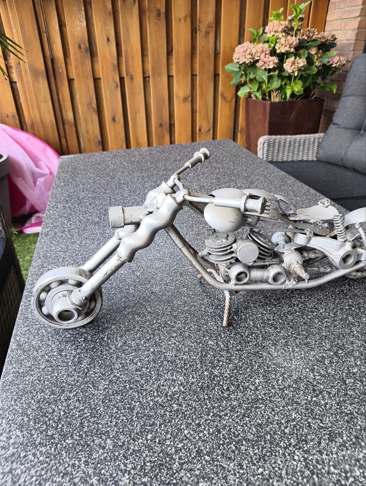 motor van oud ijzer gemaakt, Ophalen of Verzenden, Gebruikt