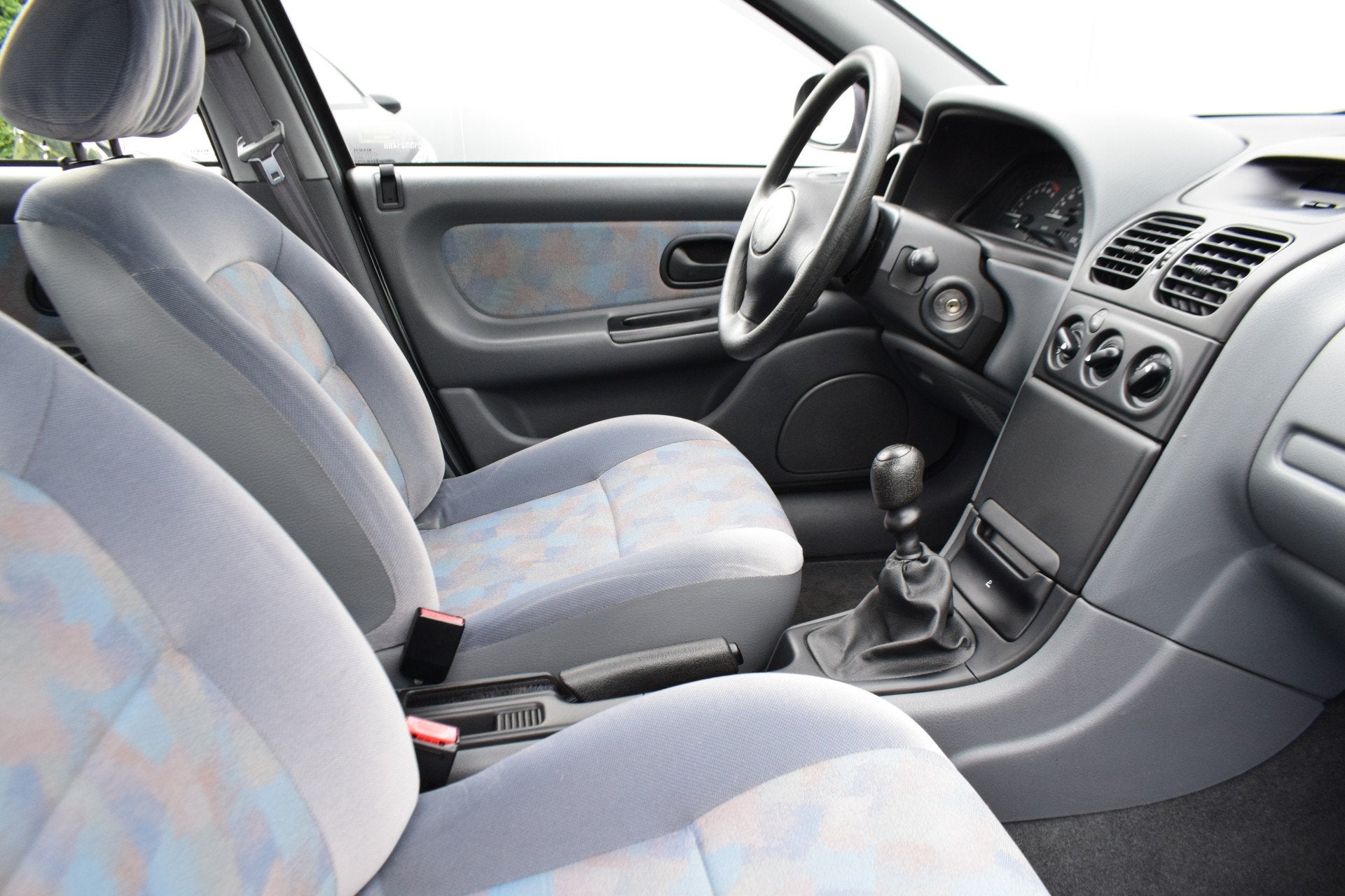 Renault Laguna 1.8 RN 25dkm! (bj 1997), foto 12