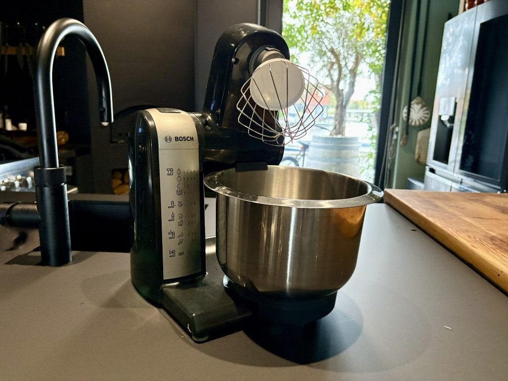 Bosch MUM4 keukenmachine 600W, RVS kom 3,9 l, Ophalen, Zo goed als nieuw, Vaatwasserbestendig, 3 snelheden of meer