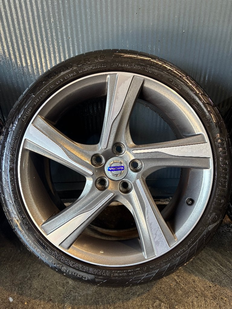 18 inch Volvo Velgen En Banden, Auto-onderdelen, Banden en Velgen, Ophalen, 18 inch, Gebruikt, Banden en Velgen