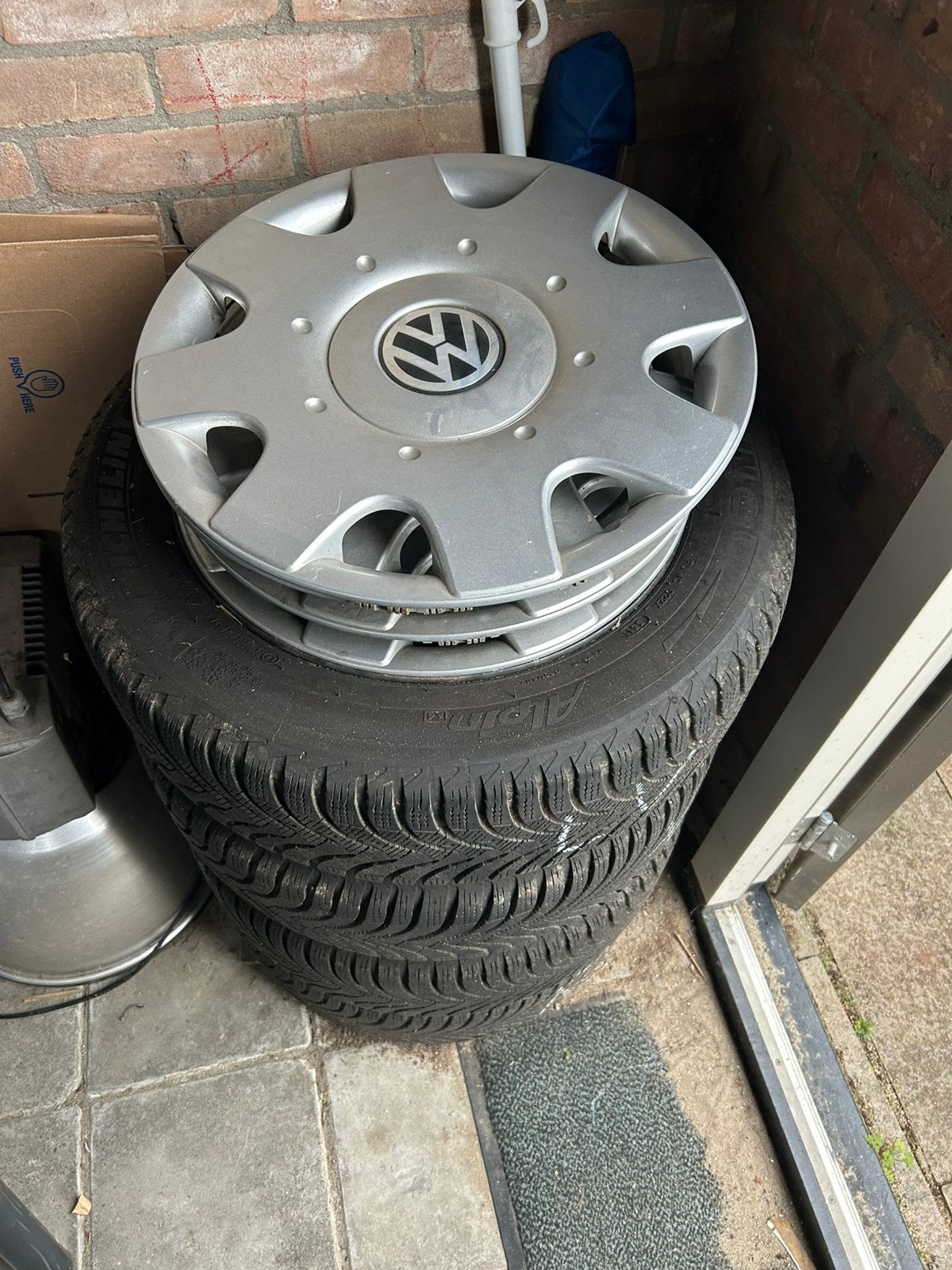 Stalen velgen 16 inch Volkswagen Golf 6 5x112 michelin alpin, Ophalen