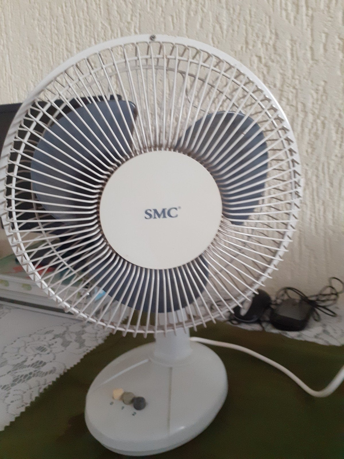 SMC Tafelventilator - Compact en Krachtig, Witgoed en Apparatuur, Ventilatoren, Gebruikt, Tafelventilator, Ophalen