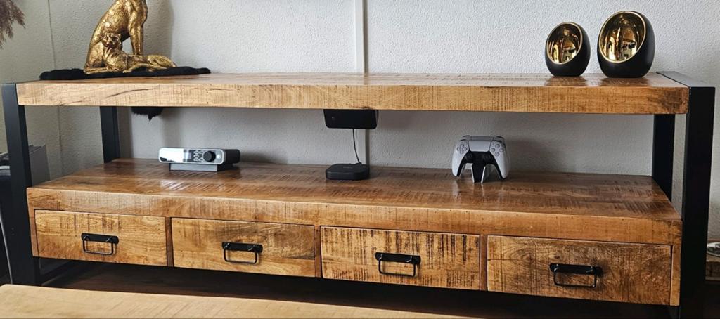 Mangohouten TV Meubel Britt 180 cm Mahom, Huis en Inrichting, Kasten | Televisiemeubels, 150 tot 200 cm, Ophalen of Verzenden