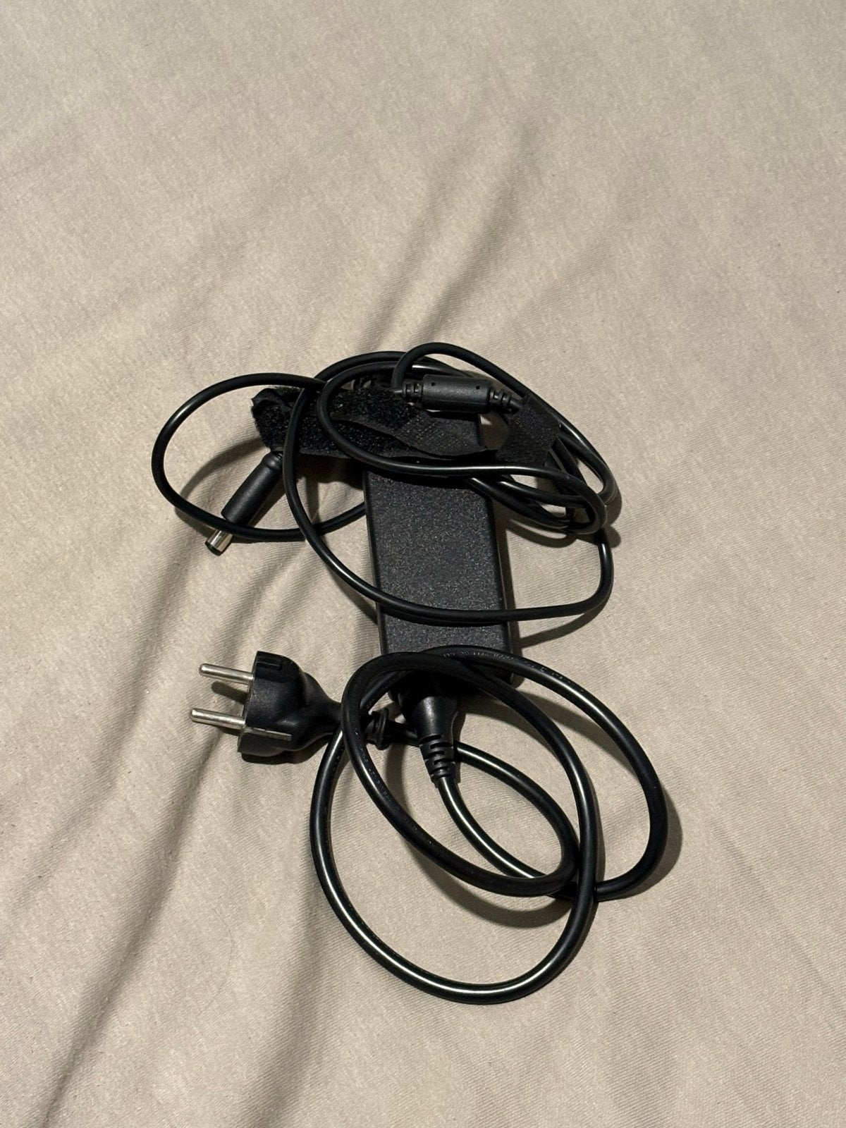 Originele Dell Laptop Lader 65W - AC Adapter, Computers en Software, Ophalen of Verzenden, Zo goed als nieuw