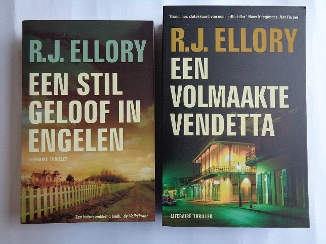 Een Stil Geloof in Engelen, Een Volmaakte Vendetta (Ellory), Ophalen of Verzenden, Zo goed als nieuw, R.J. Ellory