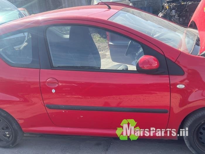 Portier 2Deurs rechts van een Citroen C1 (KJH)