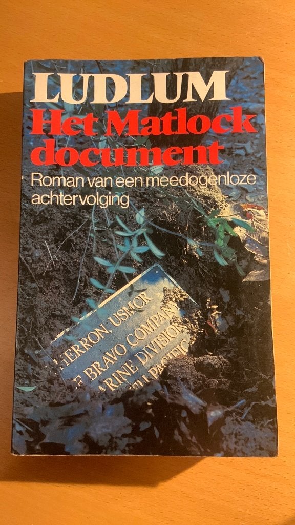 Het matlock document - Robert Ludlum, Ophalen of Verzenden, Zo goed als nieuw