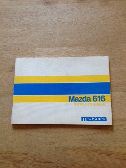 Mazda 616 Instructieboekje      1974-1976     NL, Ophalen of Verzenden