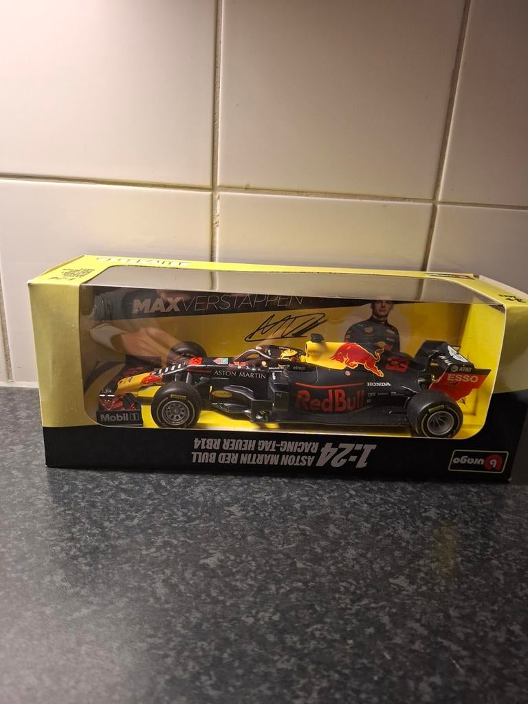 Red Bull Racing RB14 Max Verstappen schaalmodel 1:24, Ophalen of Verzenden, Zo goed als nieuw, Auto