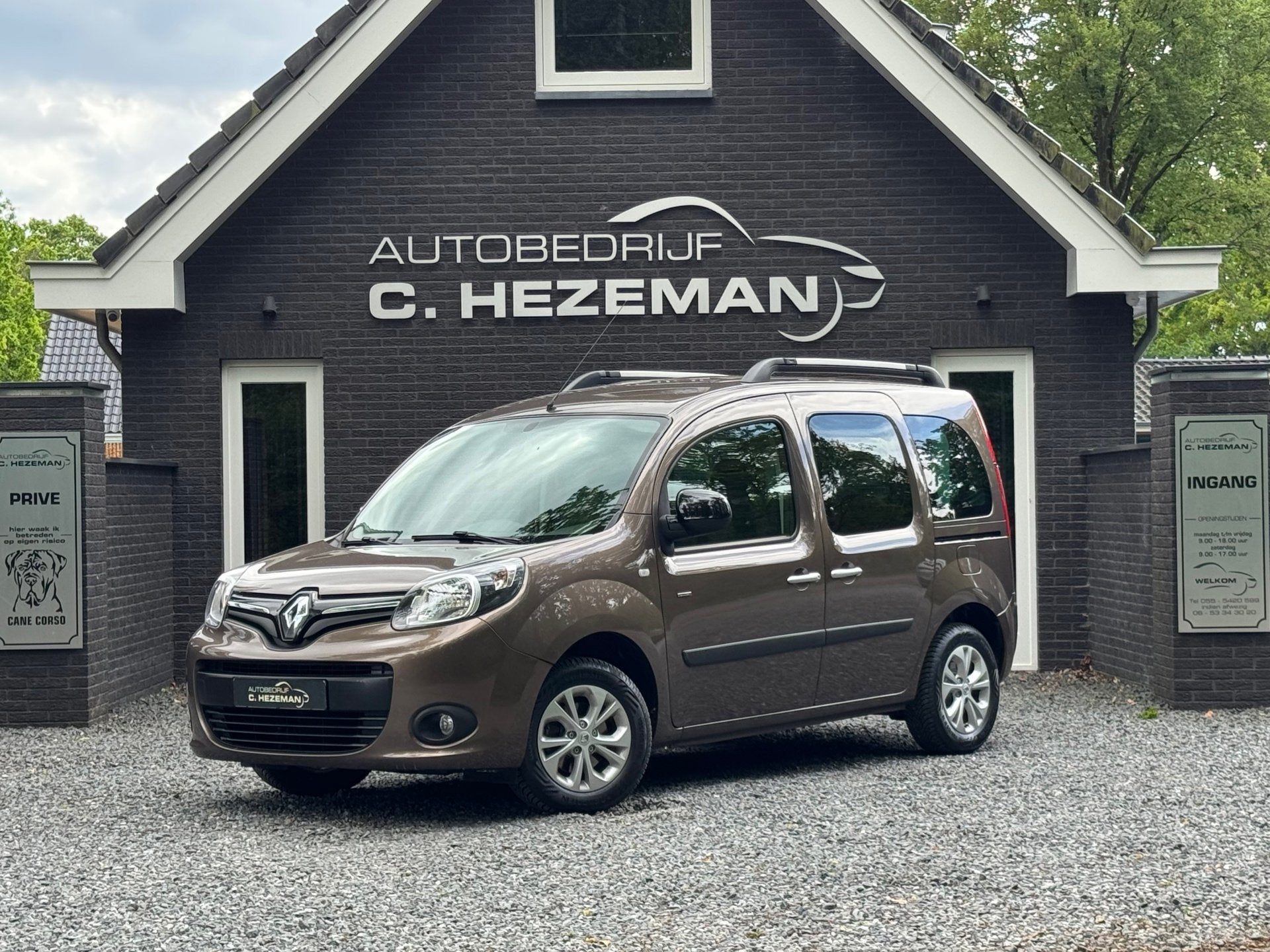 Renault Kangoo Family 1.2 TCe 1e eigenaar DealerOH Dakrails, Voorwielaandrijving, Stof, Gebruikt, Zwart