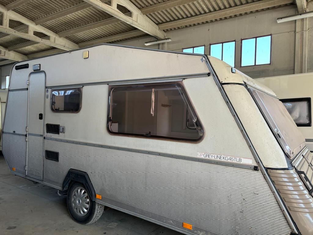 Kip Grey-Line caravan uit 1992 - Gezellig en compleet, Caravans en Kamperen, Vast bed, Kip, Particulier, Luifel