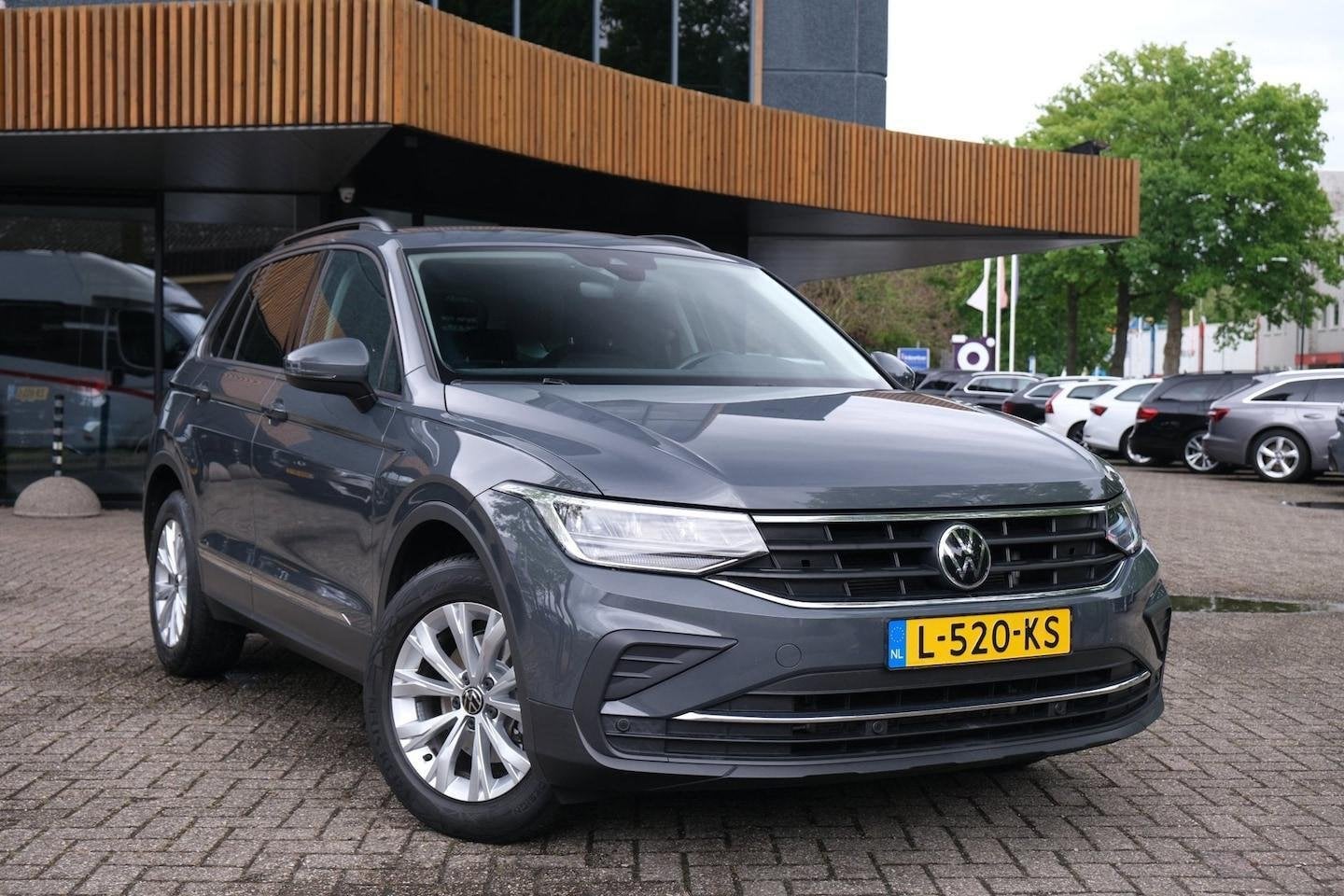 Volkswagen Tiguan 1.5 TSI Life|Rijklaar|ACC|Trekhaak|Carplay, 1441 kg, Euro 6, 4 cilinders, 150 pk