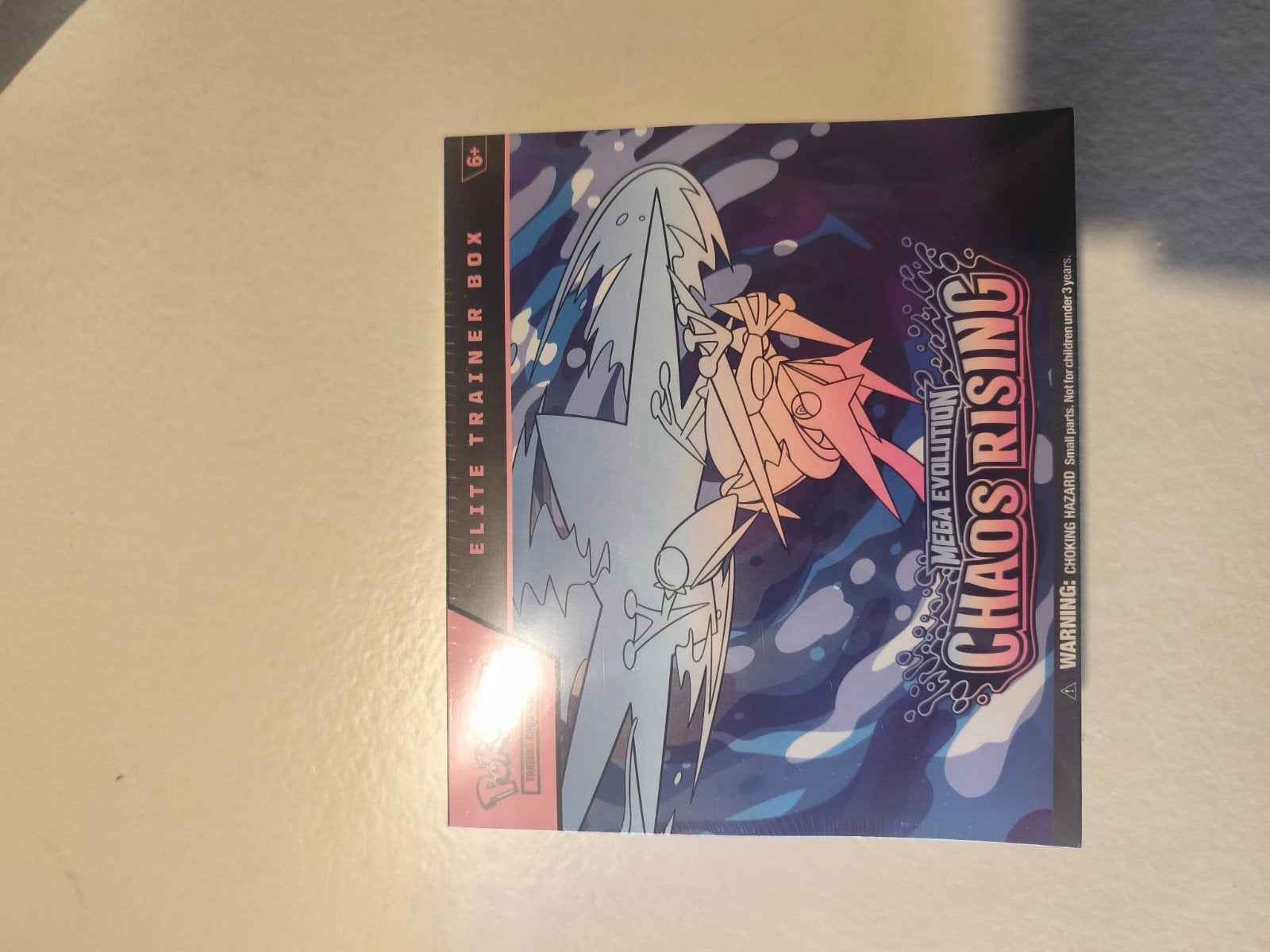 Mega Evolution Chaos Rising Elite Trainer Box, Ophalen of Verzenden, Nieuw, Boosterbox