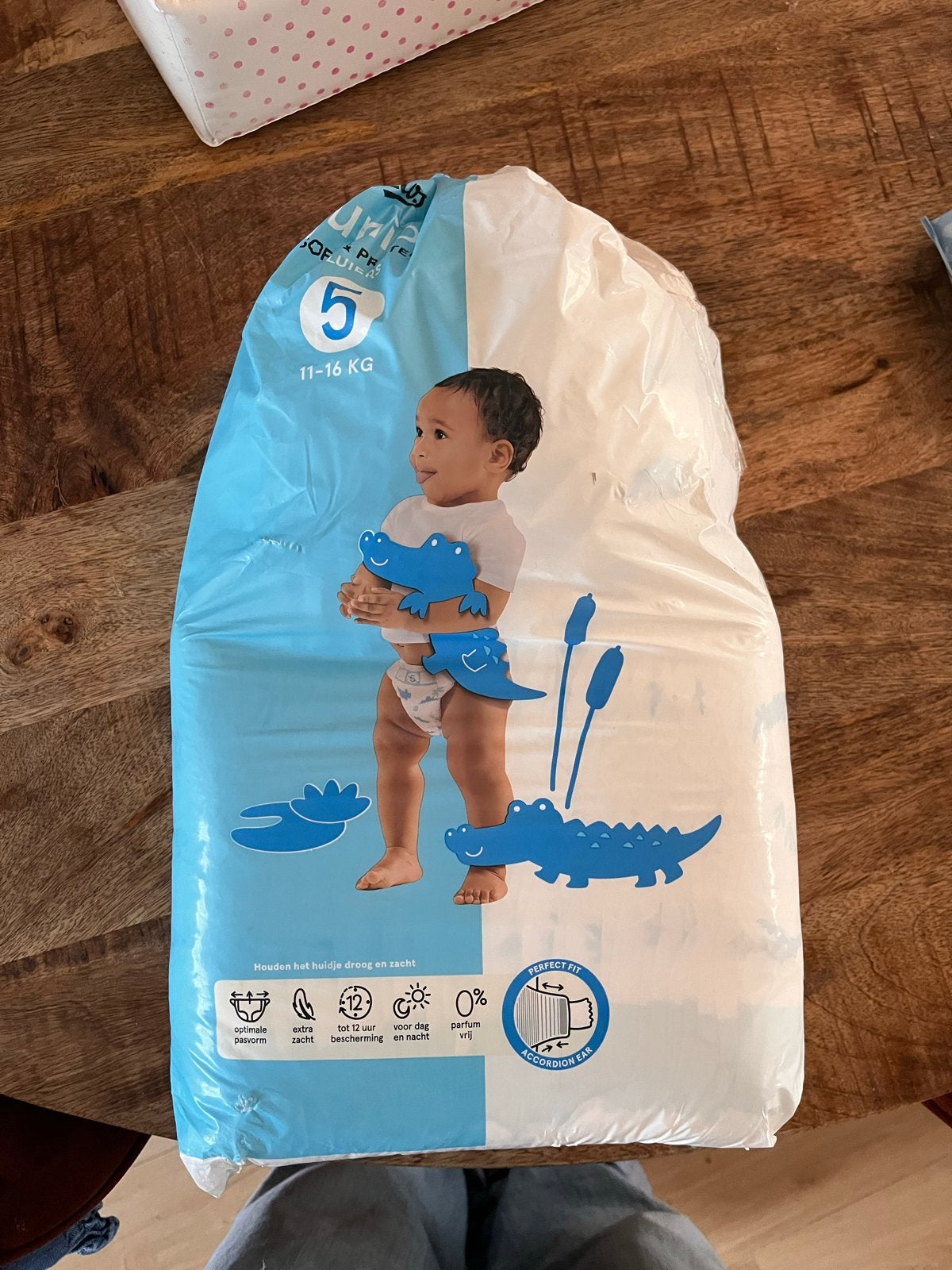 Etos Luiers Maat 5 (11-16 kg) - iets meer dan halfvol, Ophalen, Gebruikt