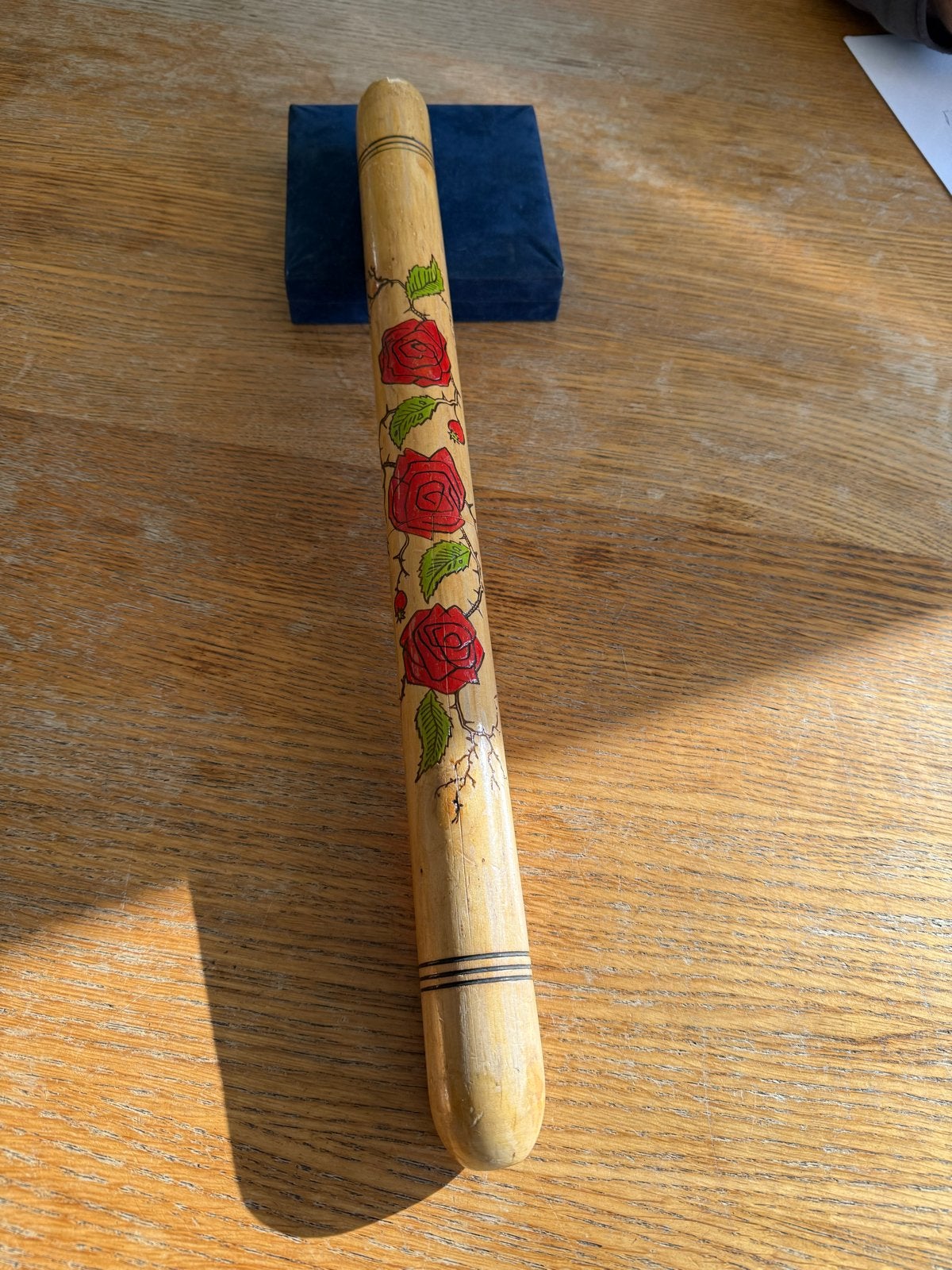 Vintage Houten Breinaaldenkoker met Bloemenmotief – 51 cm, Ophalen of Verzenden, Gebruikt