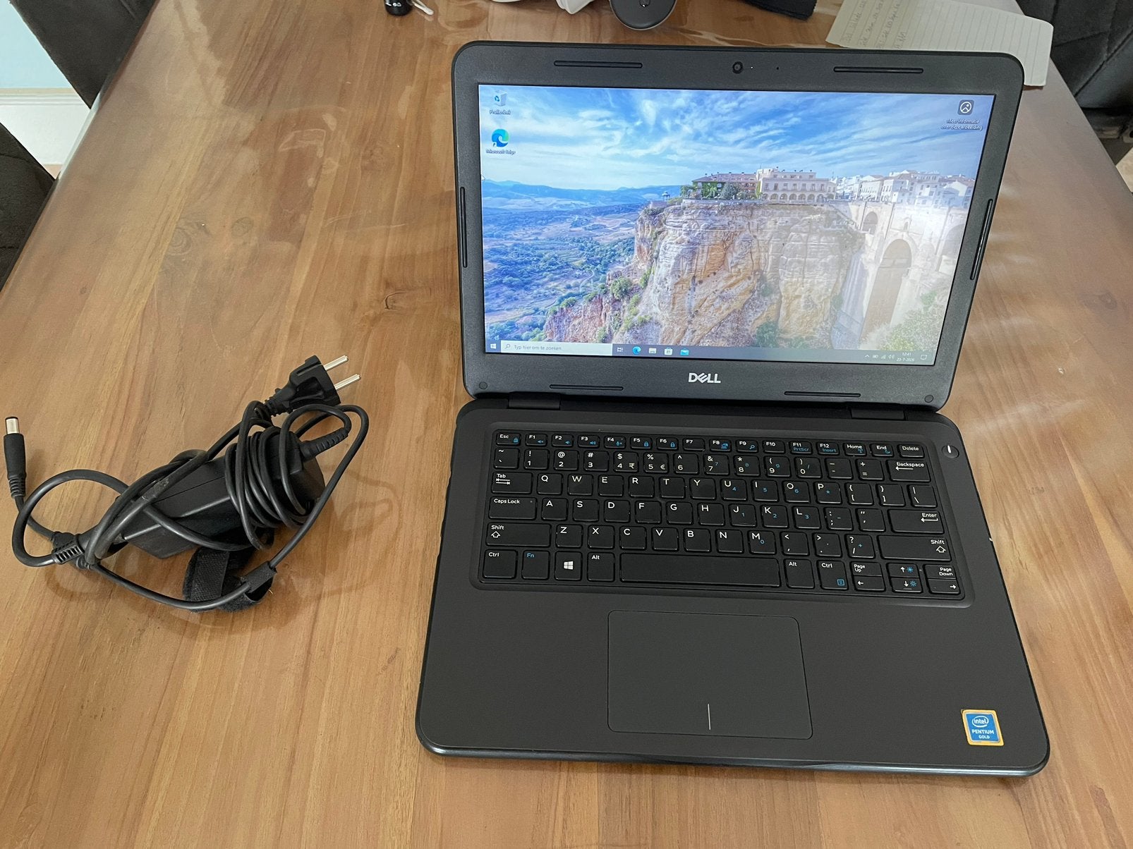 Dell Latitude 3310 /13 inch /Pentium Gold /119GB SSD, Ophalen, Gebruikt, 2 tot 3 Ghz, Qwerty