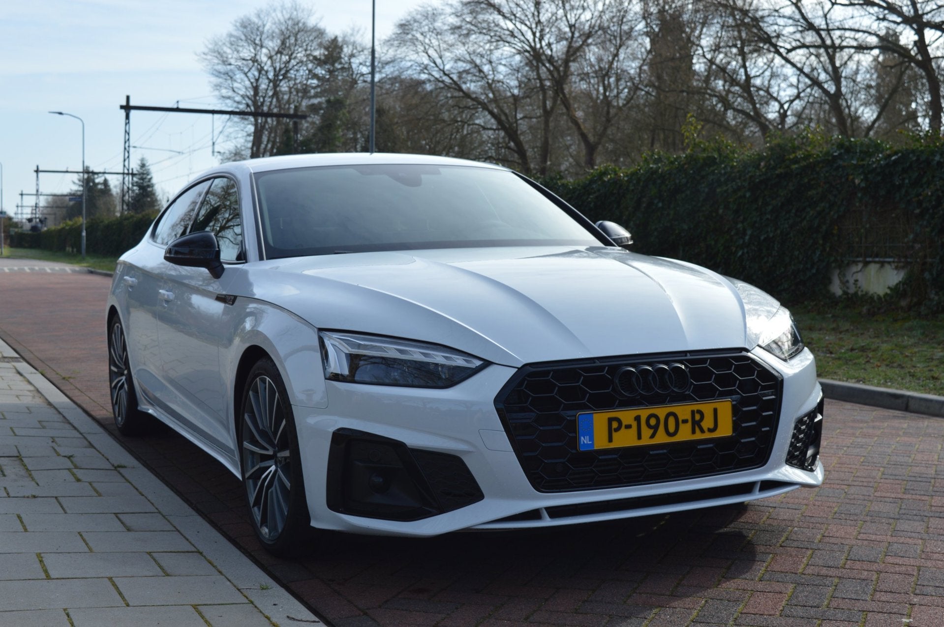 Audi A5 Sportback 35 TFSI S edition Competition Org NL/55dkm, Dealer onderhouden, Gebruikt, 4 cilinders, Leder en Stof