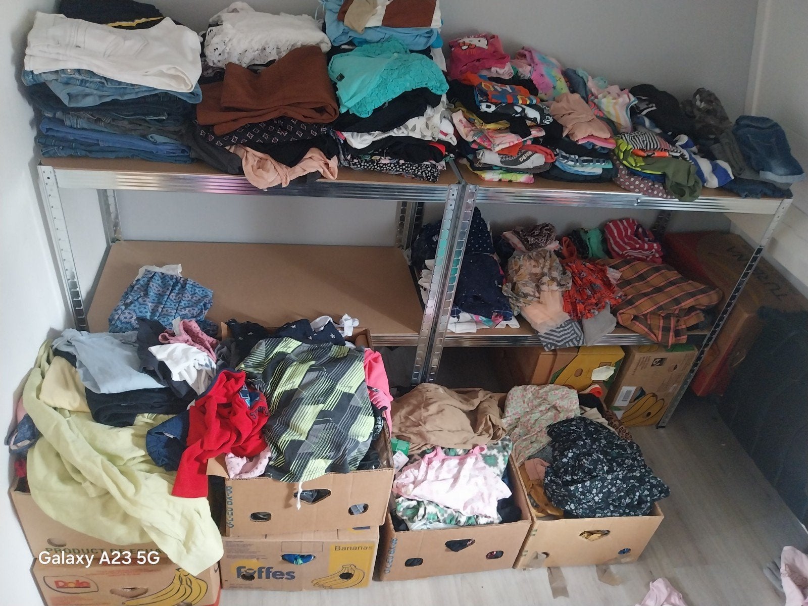 Grote partij nette gesorteerde kleding, Kleding | Dames, Dames-kledingpakketten, Ophalen
