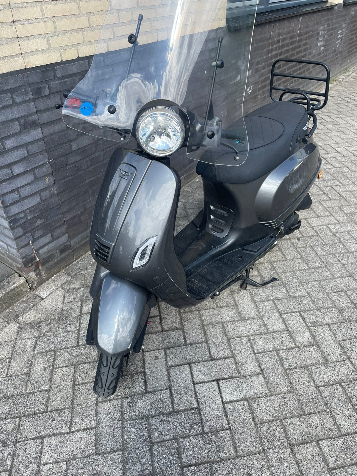 DJJD cashmere vespa look alike, Fietsen en Brommers, Gebruikt, Benzine, Ophalen, Overige merken