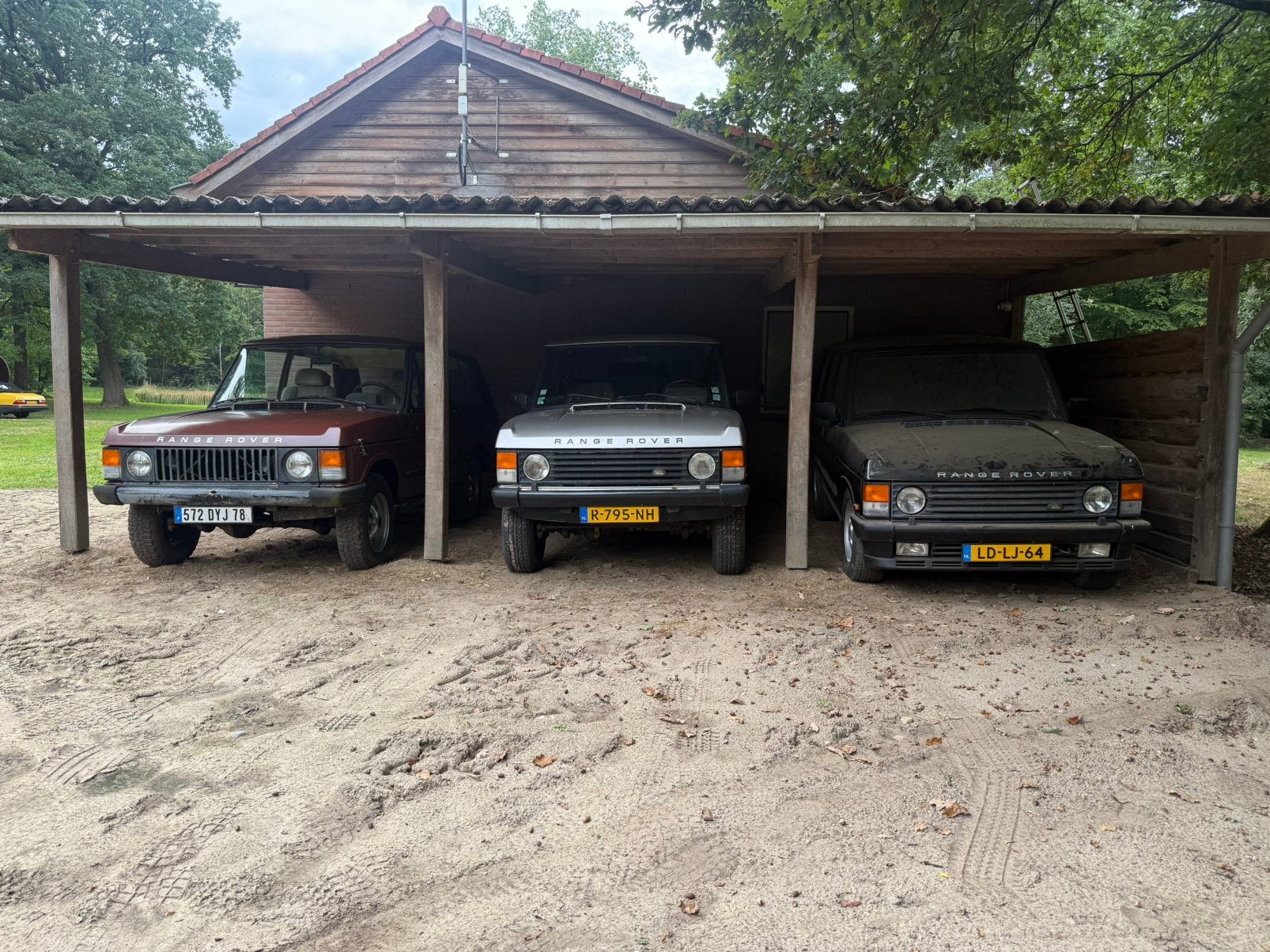 Drie klassieke Range Rovers, Auto's, 3948 cc, Zwart, Geïmporteerd, 3500 kg