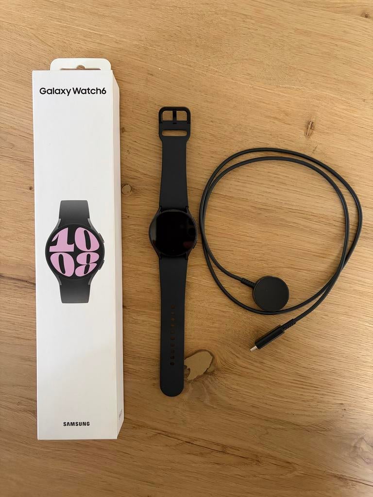 Samsung Galaxy Watch 6 40mm LTE, Ophalen, Gebruikt, Zwart, Android