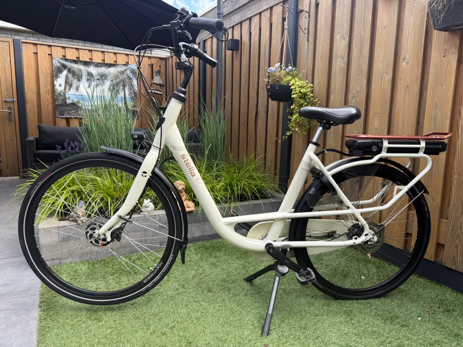 Stella Fiore electrische mamafiets, 2 zitjes, Dubbele standaard, Zo goed als nieuw, Ophalen