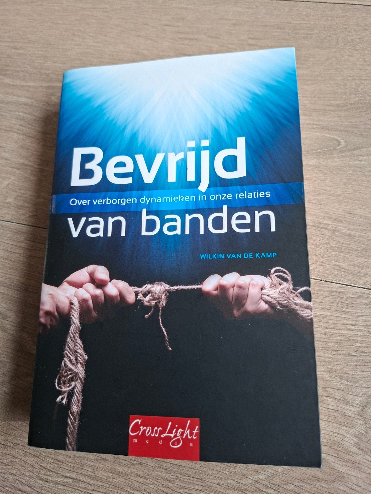 Wilkin van de Kamp - Bevrijd van banden, Boeken, Ophalen of Verzenden, Zo goed als nieuw, Wilkin van de Kamp