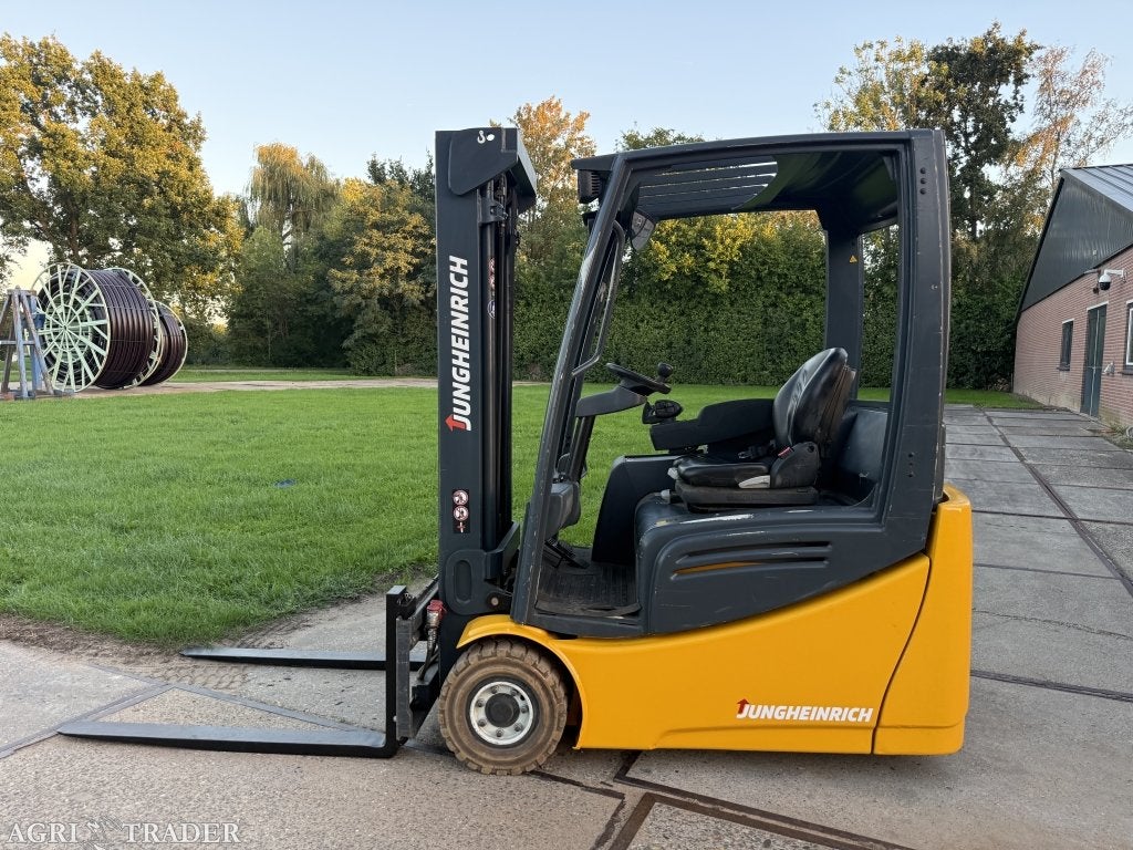 Jungheinrich 1600KG triplex Sideshift 4e ventiel gekeurd, Info@vanbeurdenheftrucks.nl, Jungheinrich, Heftruck, Ophalen of Verzenden