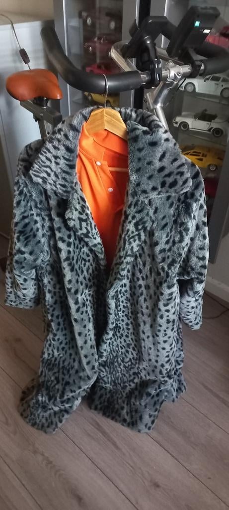 Bontjas,  nel panthervel, Ophalen of Verzenden, Zo goed als nieuw, Bruin
