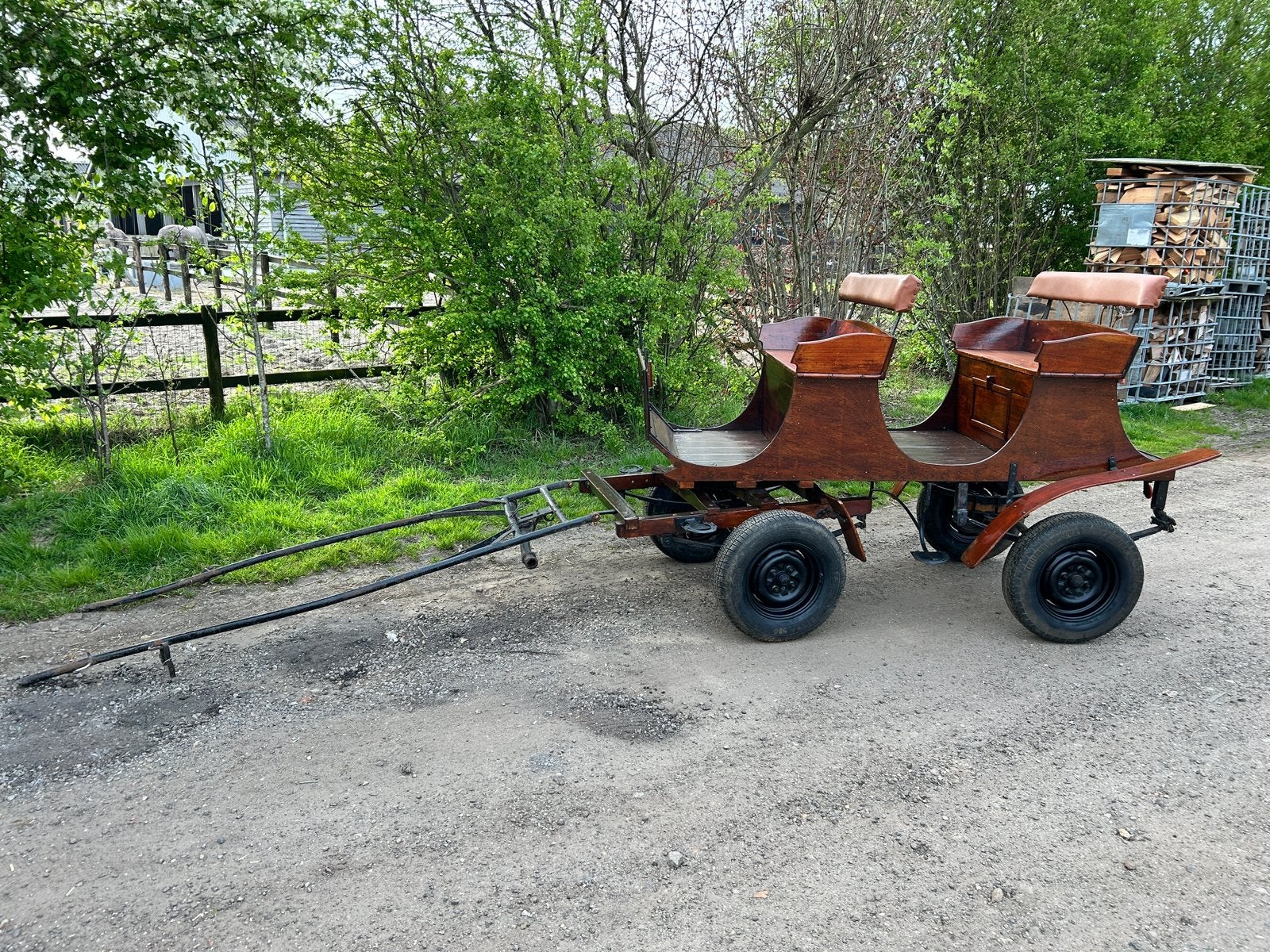 Recreatie wagentje voor een shetlander, Ophalen, Gebruikt