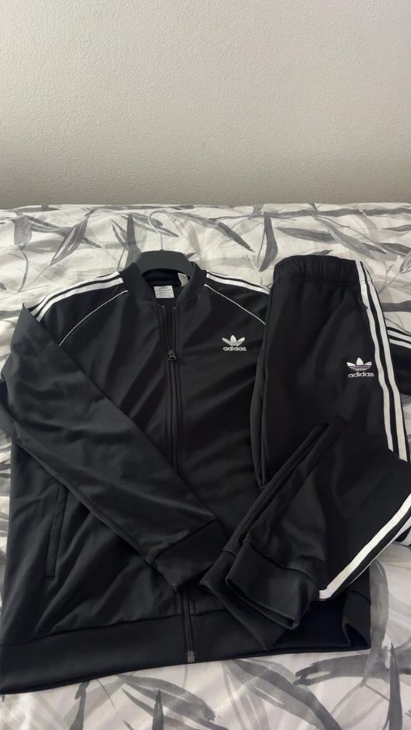 Adidas set, Ophalen of Verzenden, Zo goed als nieuw, Zwart, Overige typen