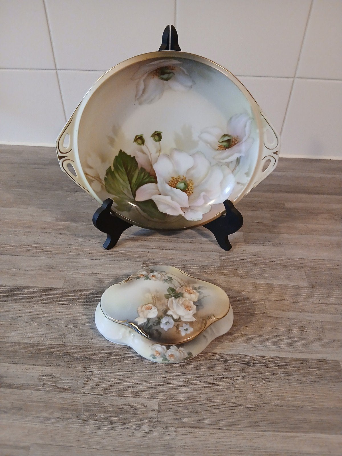 Antieke R.S. Suhl porseleinen schaal en doosje met bloemen, Antiek en Kunst, Antiek | Porselein, Ophalen of Verzenden