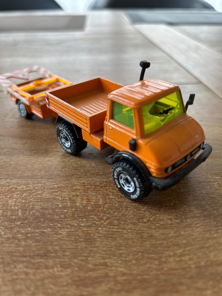 Siku Mercedes Unimog U406 mit Anhänger 2215, Ophalen, Gebruikt, Bus of Vrachtwagen, SIKU