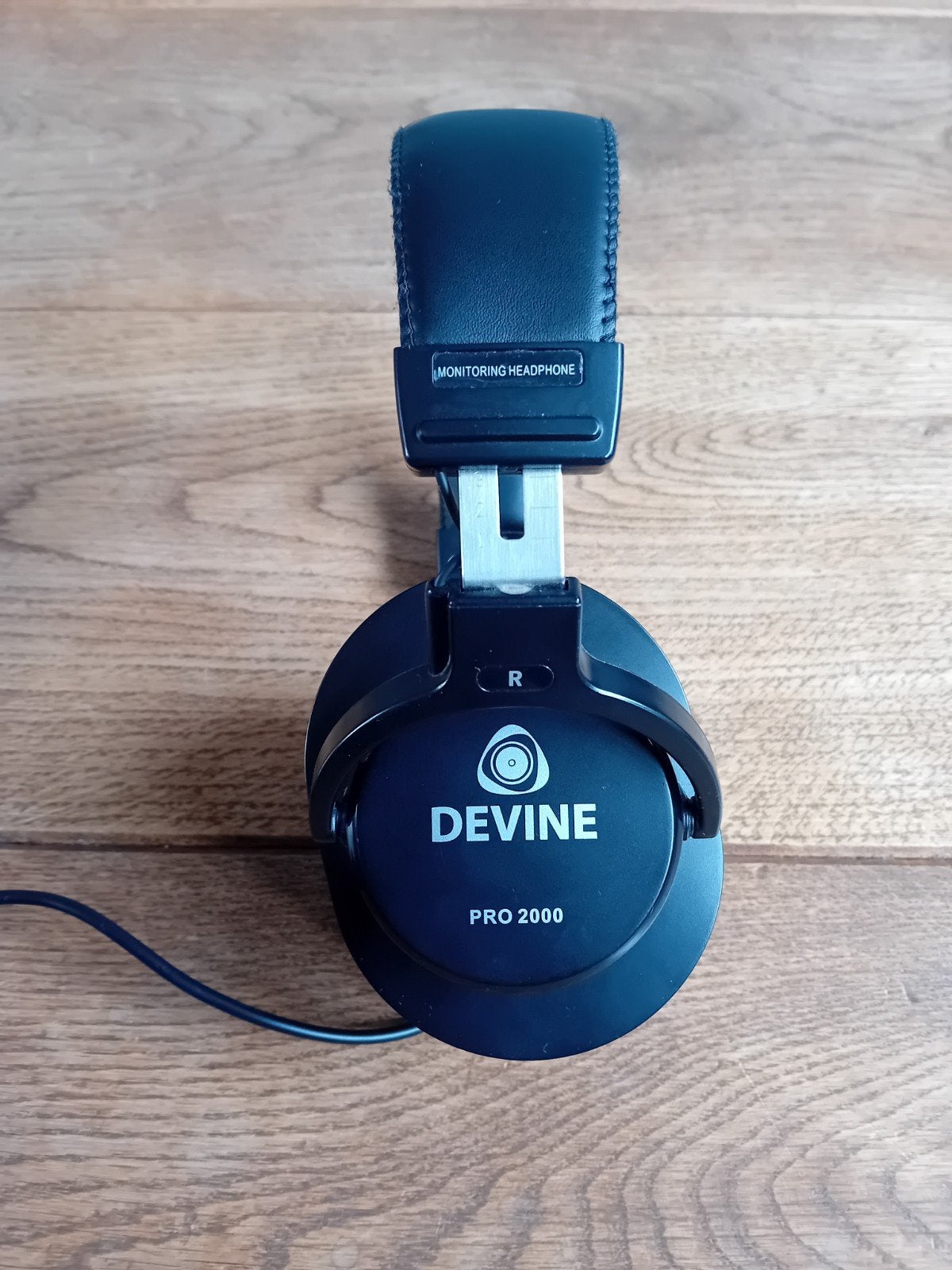 Devine pro 2000 Studiokoptelefoon, Audio, Tv en Foto, Koptelefoons, Overige merken, Gebruikt, Ophalen of Verzenden, Zwart