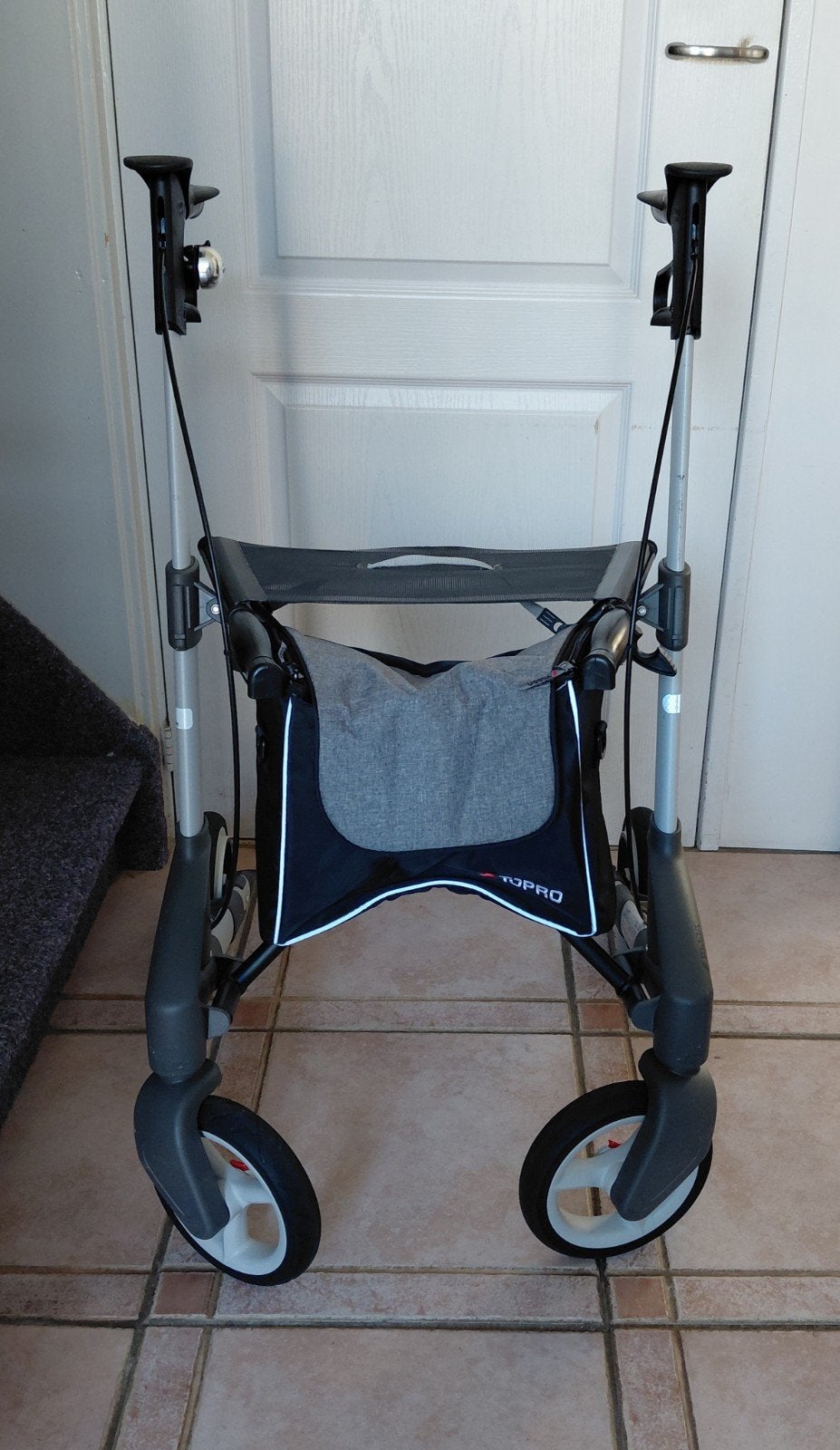 TOPRO TROJA 5G ROLLATOR MET RUGBAND, Diversen, Ophalen, Opvouwbaar, Zo goed als nieuw