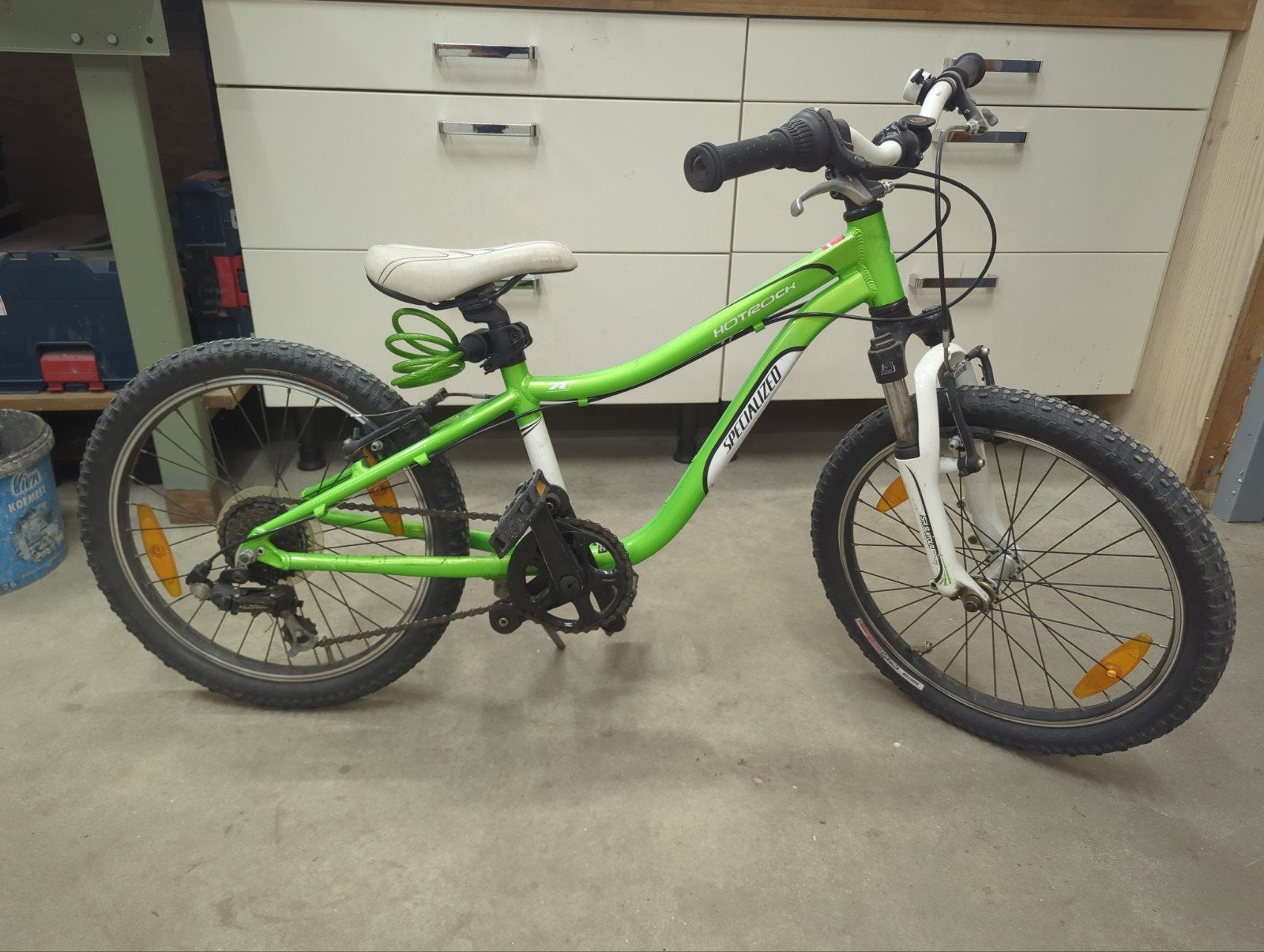 Specialized Hotrock 20 inch mountainbike, 20 inch of meer, Gebruikt, Velgrem, Ophalen