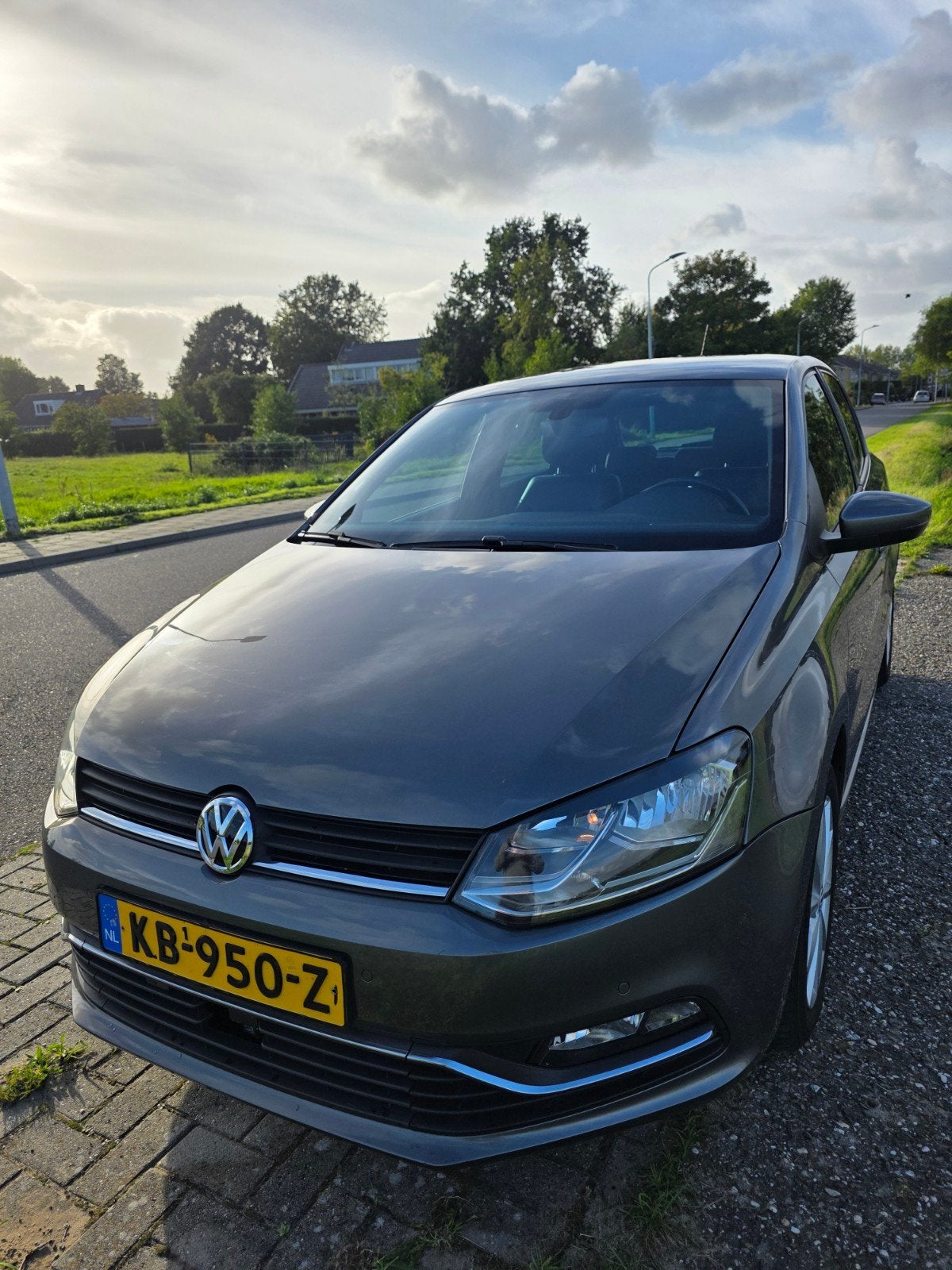 Volkswagen Polo 1.2 TSI 81KW  DSG, Leer nieuwe apk, 1063 kg, 49 €/maand, Leder, Particulier