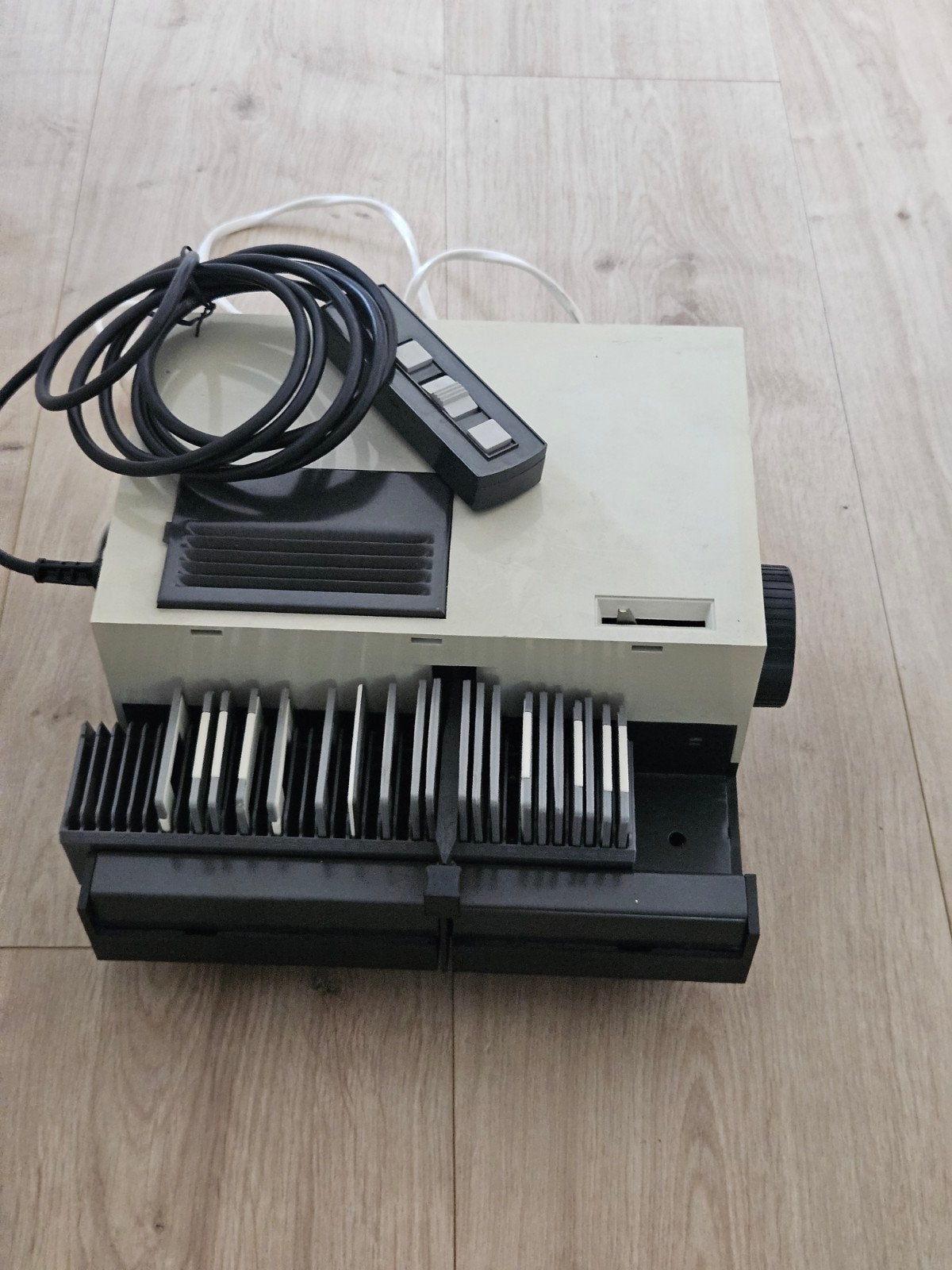 Vintage FLECTRON Diaprojector met afstandsbediening, Ophalen, Gebruikt