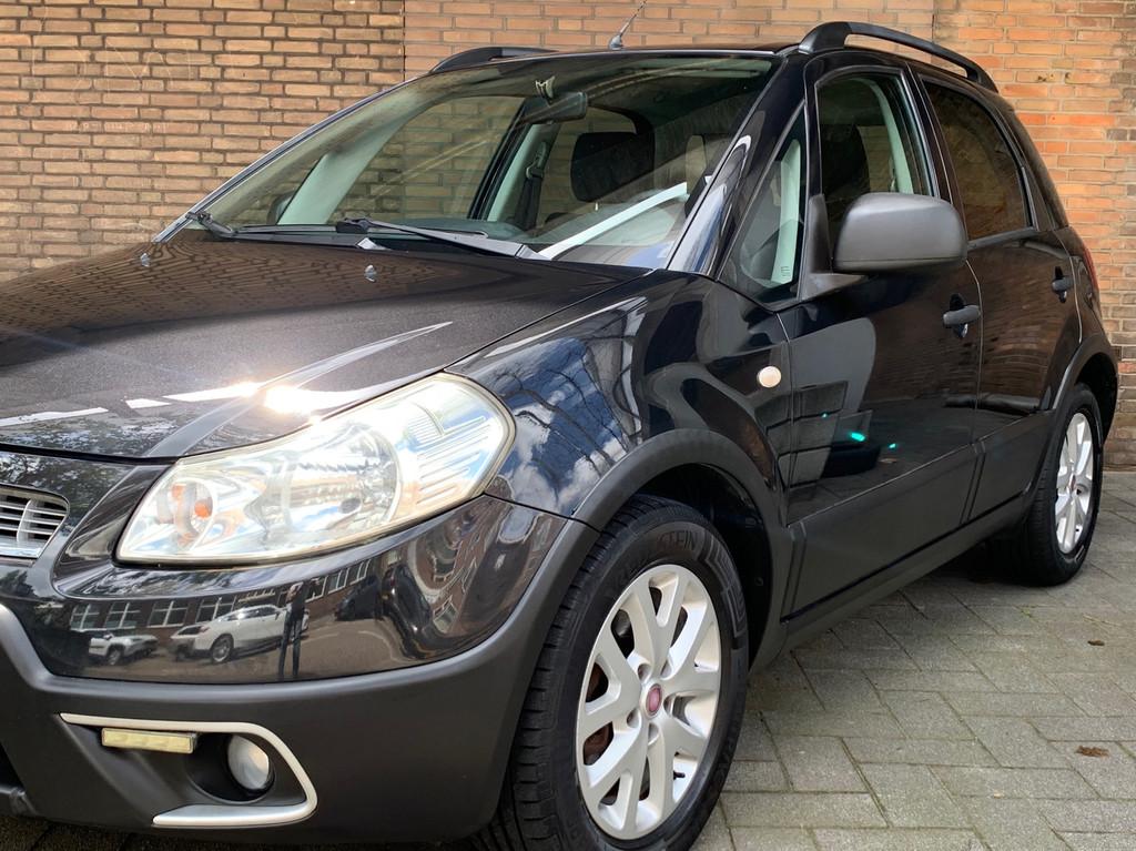 Fiat Sedici 1.6-16V Young|Automaat|152000KM|Airco|, Auto's, Euro 5, Gebruikt, Zwart, 4 cilinders