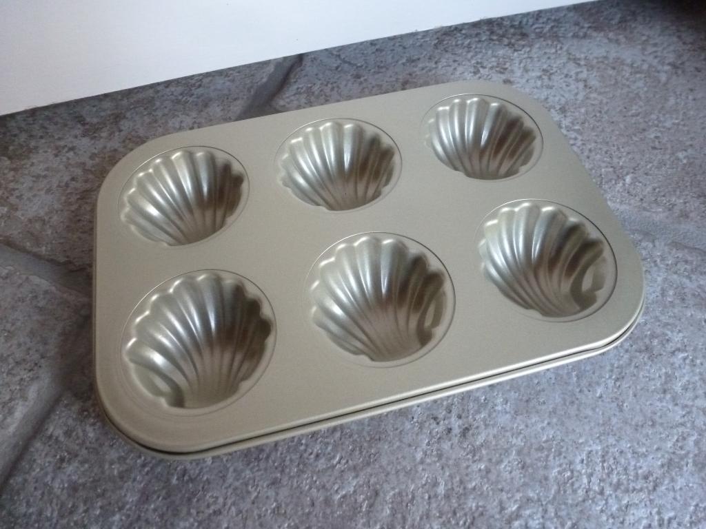 Bakvorm voor schelpcakes, Ophalen of Verzenden, Zo goed als nieuw