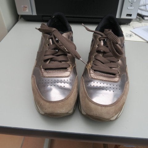 Sneakers bruin metallic Hogan mt 37, Kleding | Dames, Schoenen, Bruin, Ophalen of Verzenden, Sneakers of Gympen, Hogan
